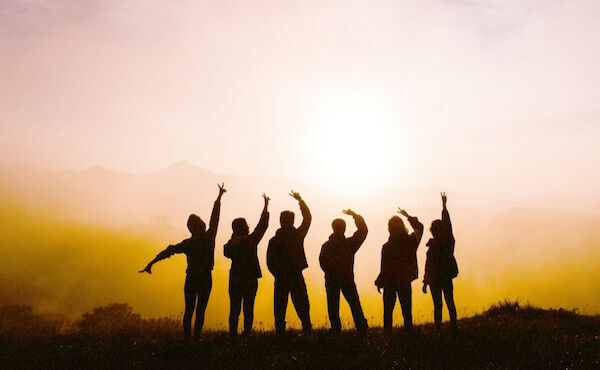 /Magazine/2022/May/Bring the joy Everyday ways to spread a little happiness 2 (1).jpg